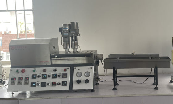 Αγορά 70rpm δίδυμο εργαστήριο βιδών μικροϋπολογιστών που αναμιγνύει τον εξωθητή online manufacture