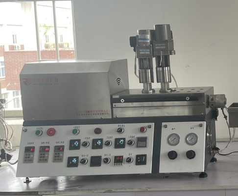 50rpm μικρή διπλή μηχανή 390mm εξωθητών βιδών μήκος νημάτων βιδών